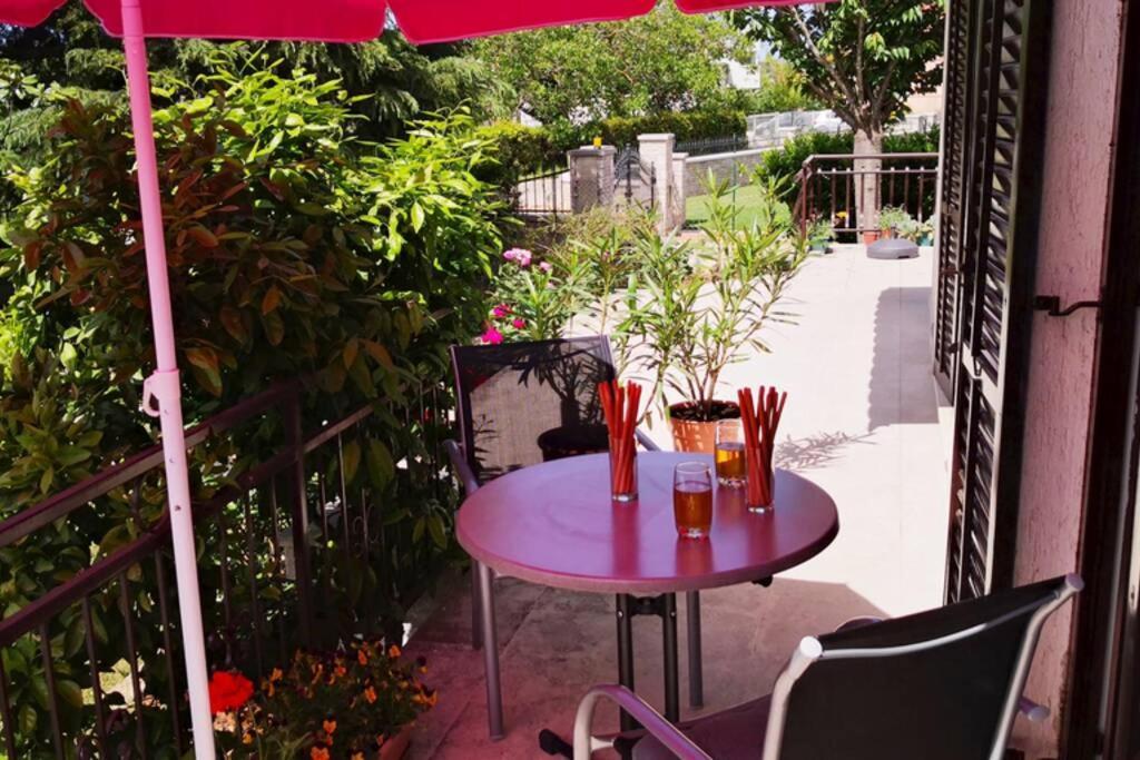 Apartment Vesna For 2, Free Parking And Wi-Fi Pula Exterior photo